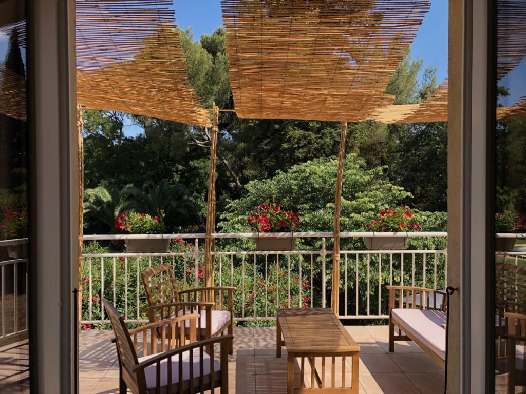 Le Nid Des Corbieres Bed & Breakfast Bizanet Ngoại thất bức ảnh