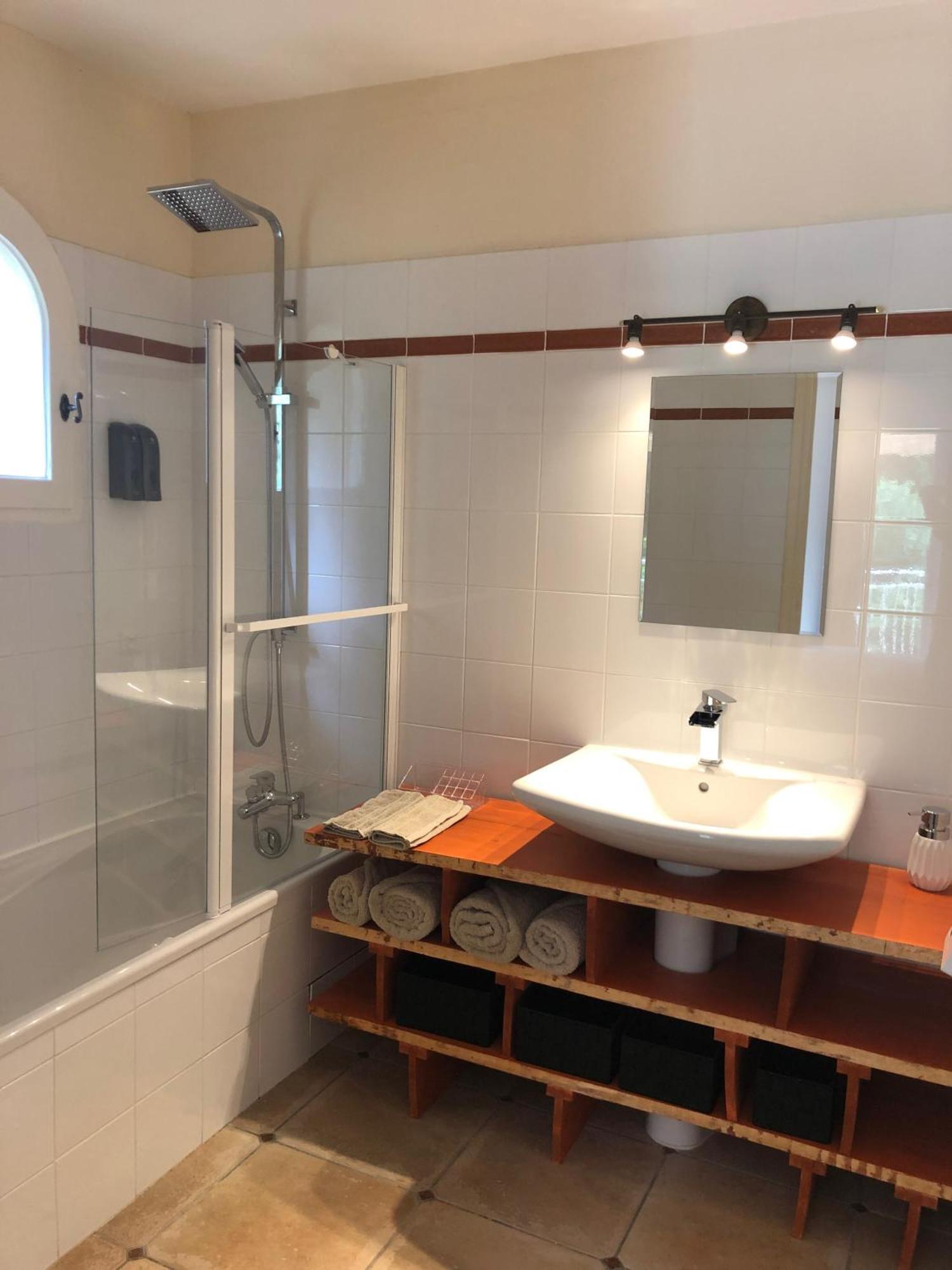 Le Nid Des Corbieres Bed & Breakfast Bizanet Ngoại thất bức ảnh